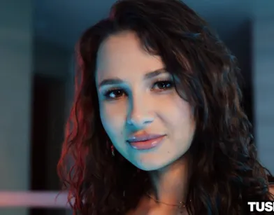 Супер жаркий анальный секс с молодой и стройной Лиз Джордан