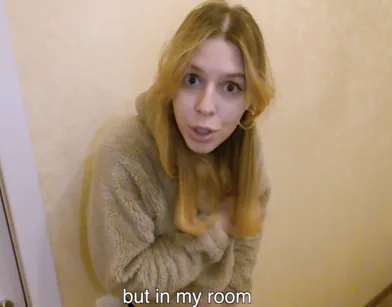 Я в своей комнате дрочила, а ты подглядывал!